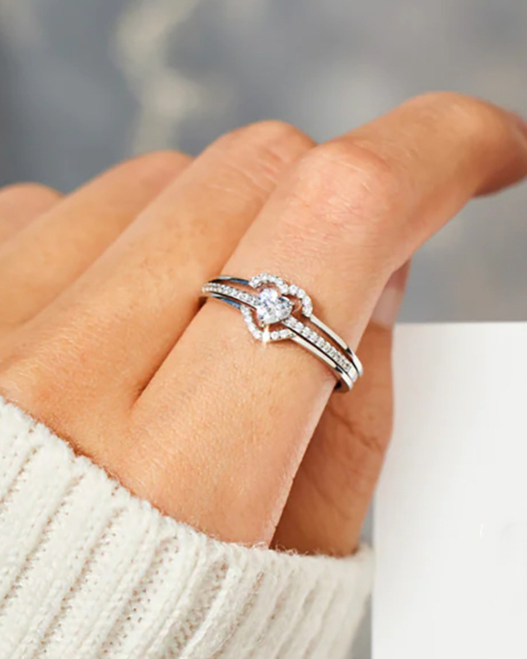 Améline Ring – Anel com zircônia em formato de coração e cravação dupla, dourado ou prateado, romântico e sofisticado