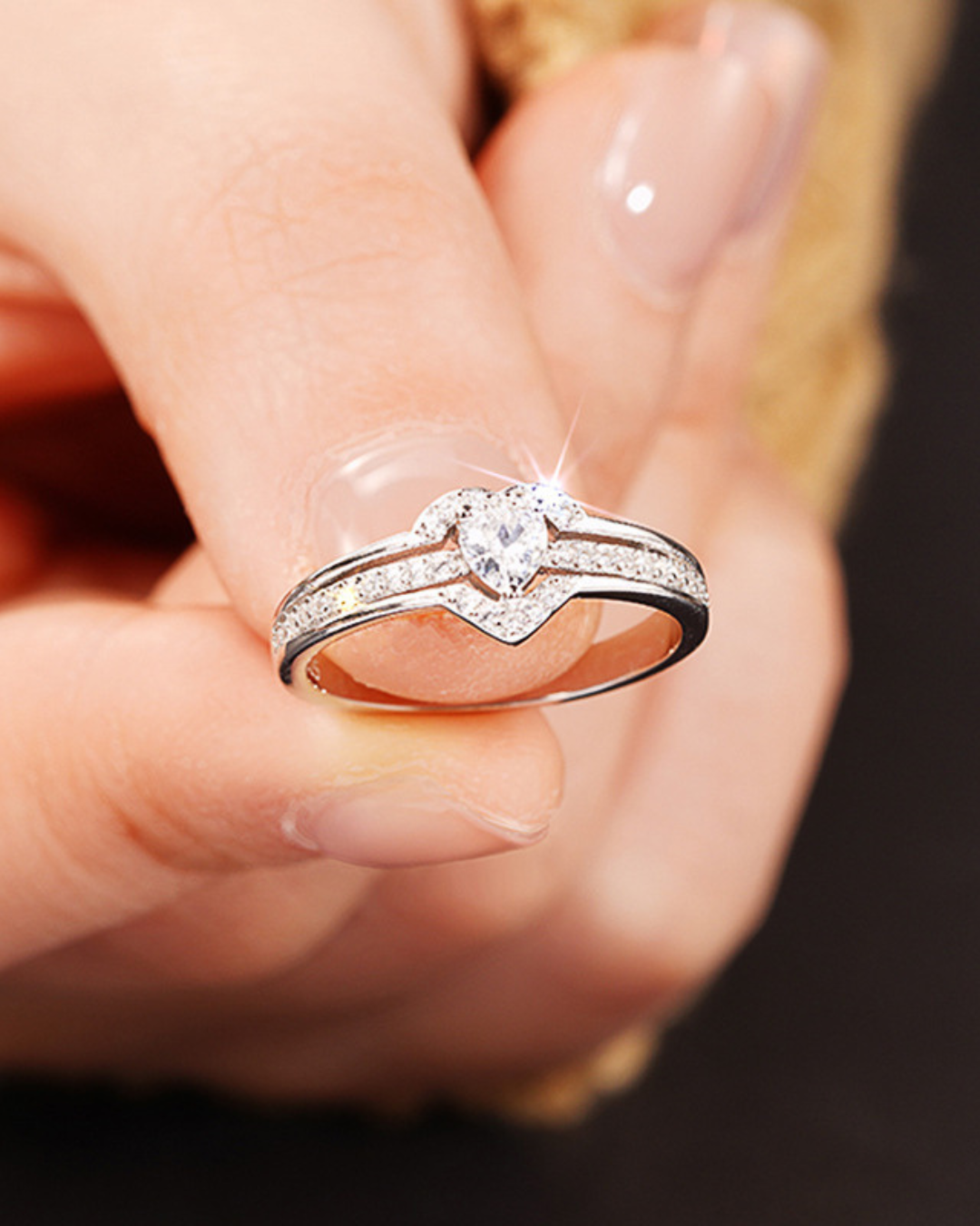 Améline Ring – Anel com zircônia em formato de coração e cravação dupla, dourado ou prateado, romântico e sofisticado