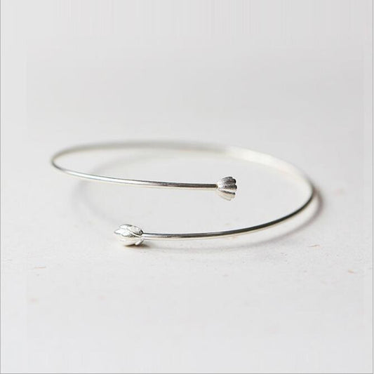 Floréa Bangle bracelete feminino floral prata minimalista