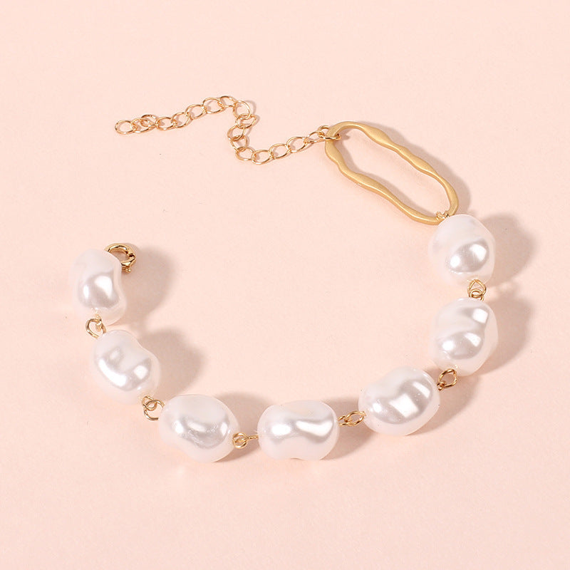 Perla Armonia - Bracelet with Baroque Pearls and Artistic Gold Clasp Serenyah
