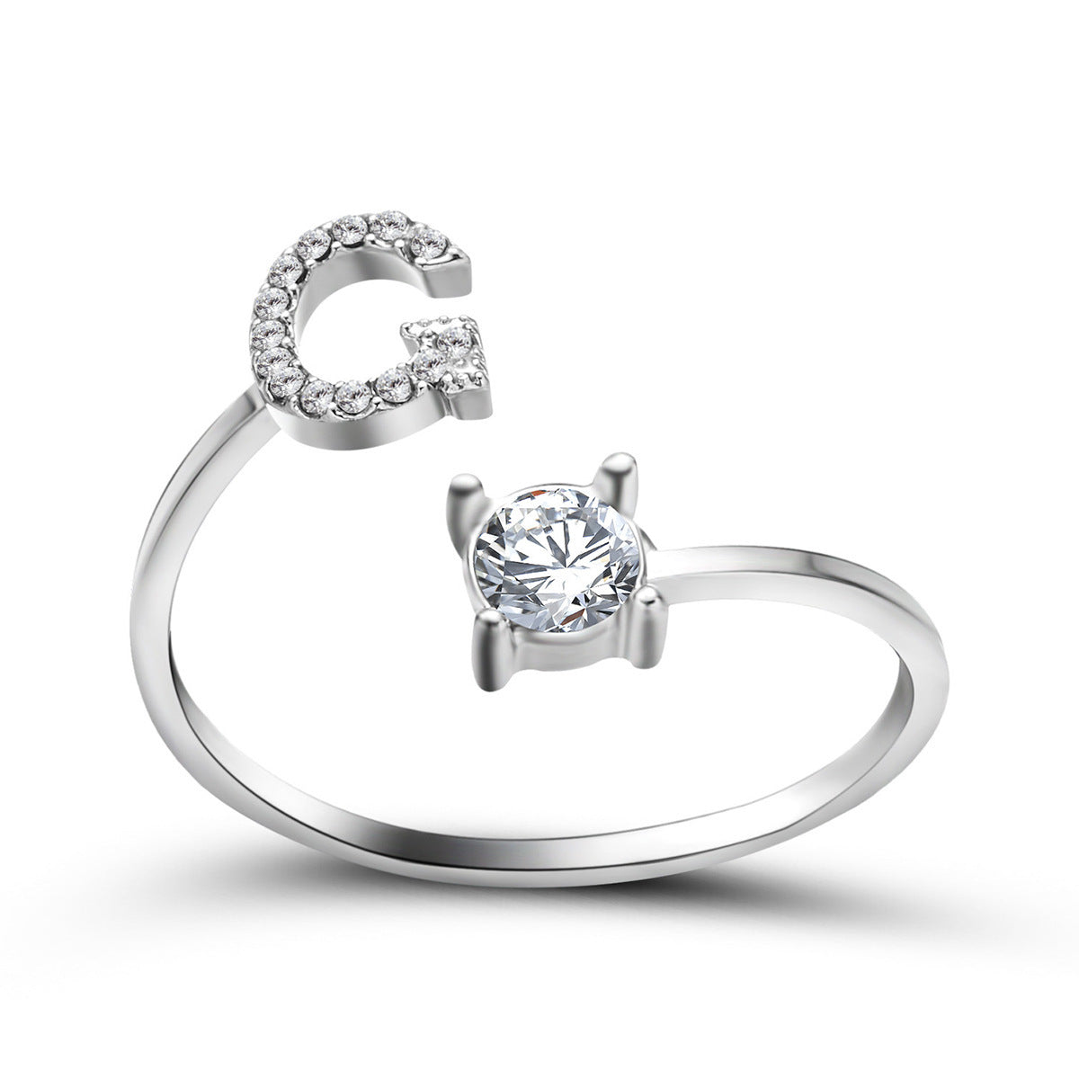 Lettera Ring – Anel com inicial cravejada e zircônia solitária, prateado e ajustável