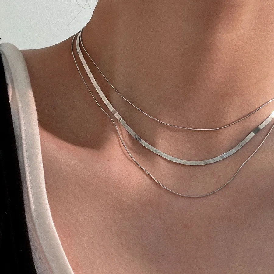 3-Laags Zilveren Kettingketting – Geometrisch Roestvrij Staal | Serenyah
