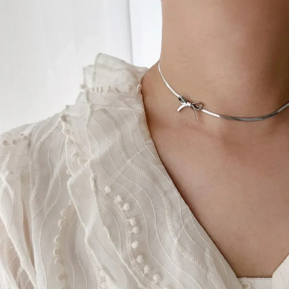 Bow Herringbone Choker Necklace — 18K Gold Plated & Steel Serenyah