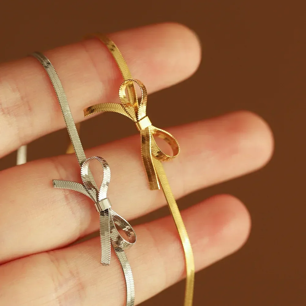 Bow Herringbone Choker Necklace — 18K Gold Plated & Steel Serenyah