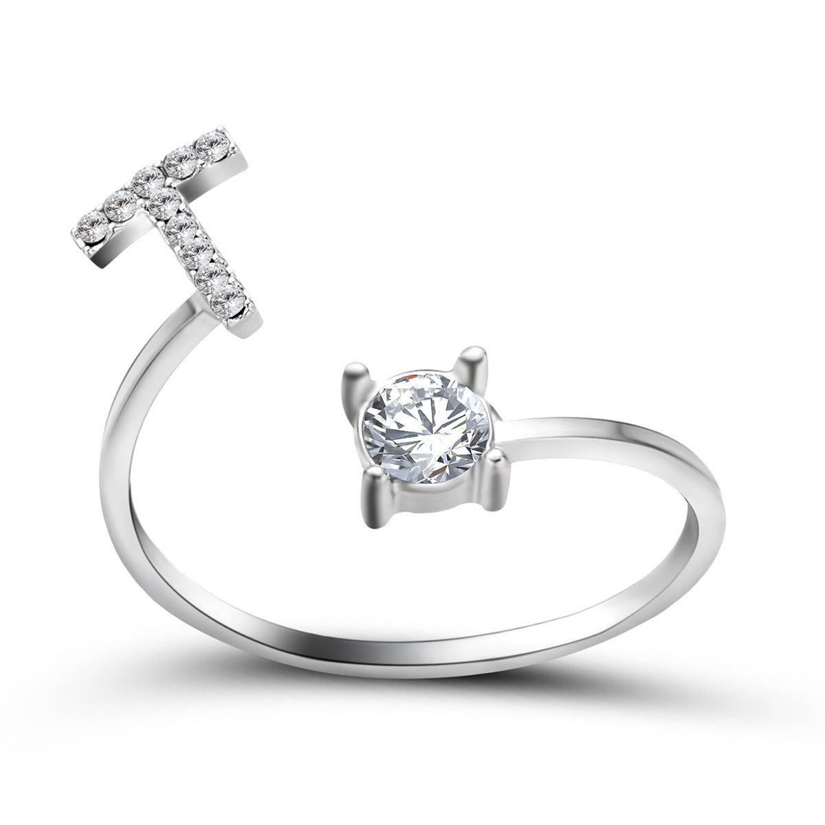 Lettera Ring – Anel com inicial cravejada e zircônia solitária, prateado e ajustável
