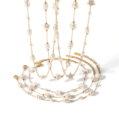 Costellazione di Perle – Pulsera de Perlas de Acero Inoxidable Dorado con Estrellas y Corazones | Serenyah