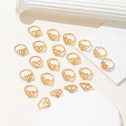 Initiale Ring – Alphabet Letter Ring | Minimalist Personalised Jewelry | Meaningful Gift