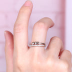 Axia Ring – Modern ring with parallel temples and polished metal cylindrical details