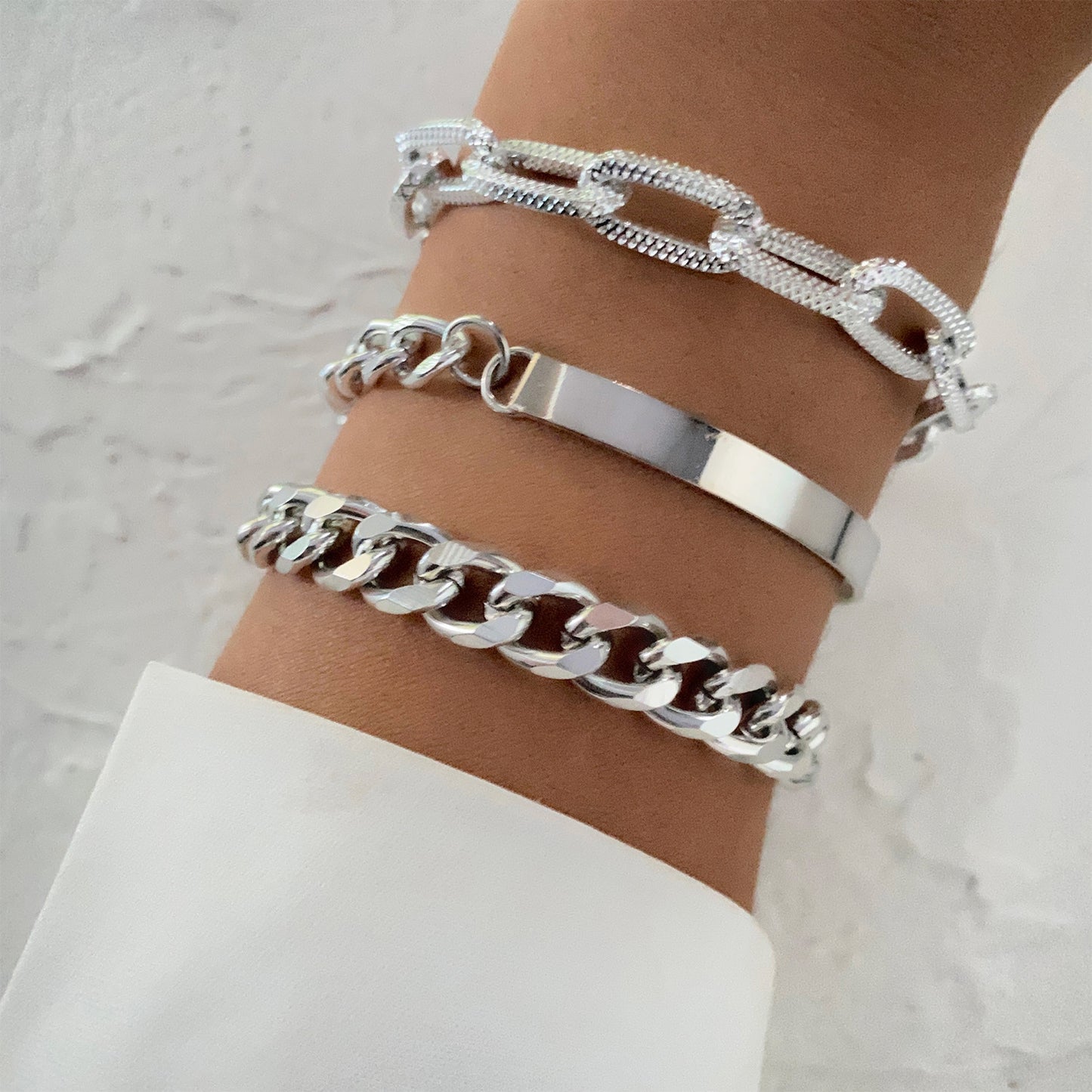 Vera Catena – Juego de Pulseras de Cadena en Capas | Juego de 3 o 4 Piezas de Oro y Plata | Serenyah
