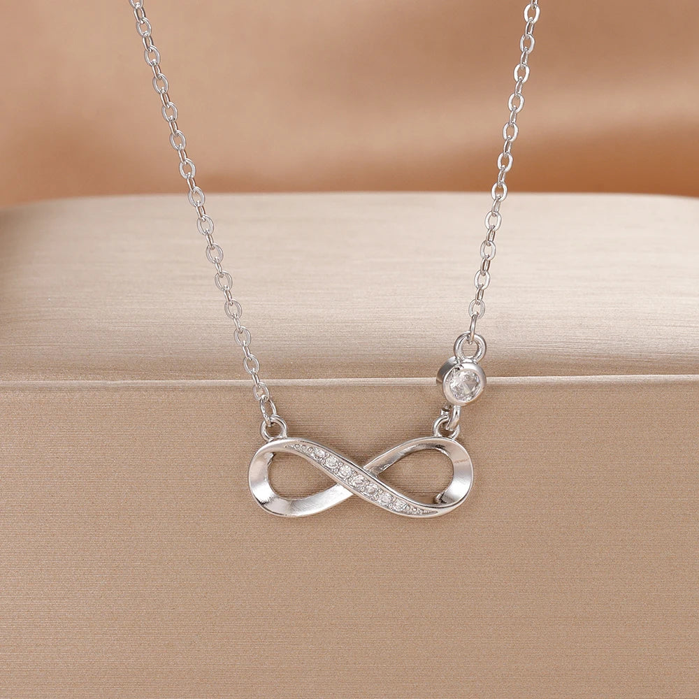 Colar Infinito em Aço Inoxidável com Zircónia
