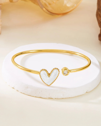 Cuöréa Bangle – Gold Heart Enamel Open Cuff Bracelet for Women | Serenyah