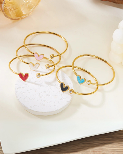 Cuöréa Bangle – Gold Heart Enamel Open Cuff Bracelet for Women | Serenyah