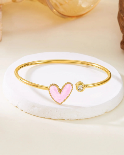 Cuöréa Bangle – Gold Heart Enamel Open Cuff Bracelet for Women | Serenyah