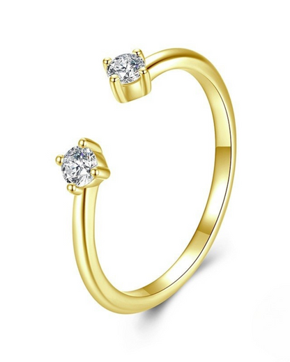 Sorellé Ring – Anel aberto em Prata 925 com duplo ponto de luz e acabamento minimalista