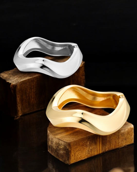 Wavelette Bangle – Sculptural Metal Cuff Bracelet for Women | Gold & Silver | Serenyah