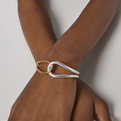 Noria Two Tone Gold Bangle – Serenyah