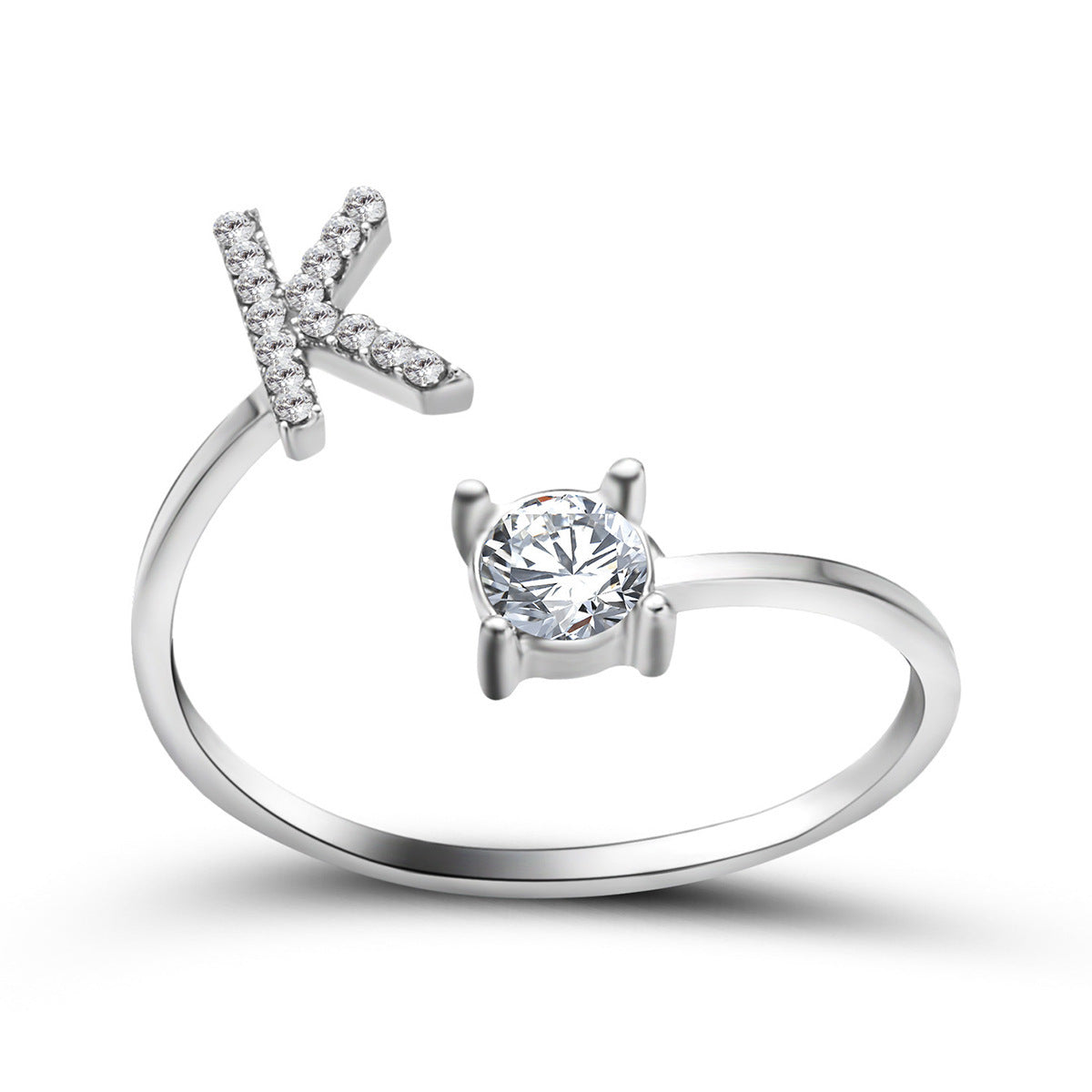 Lettera Ring – Anel com inicial cravejada e zircônia solitária, prateado e ajustável