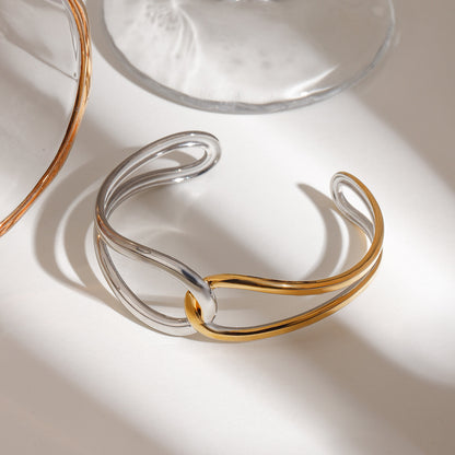 Noria Two Tone Gold Bangle – Serenyah