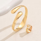 Forma Libera - Gold Bracelet and Ring Set with Organic Design | Serenyah